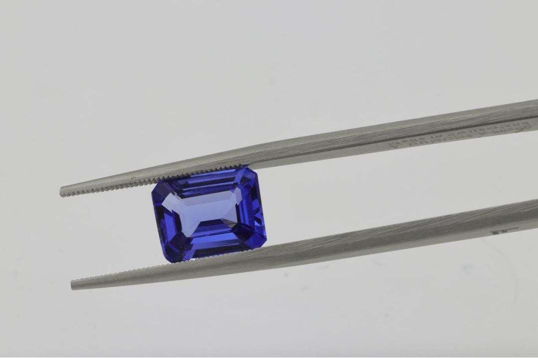 Minimalist stud example